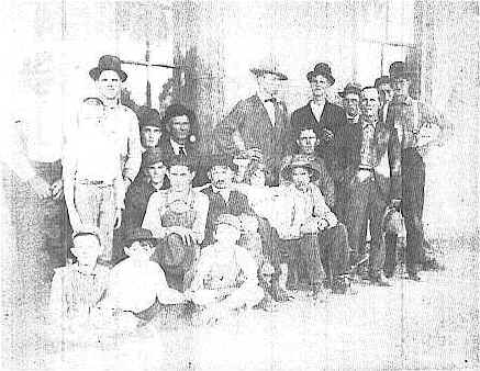 wpeB7.jpg (29670 bytes)